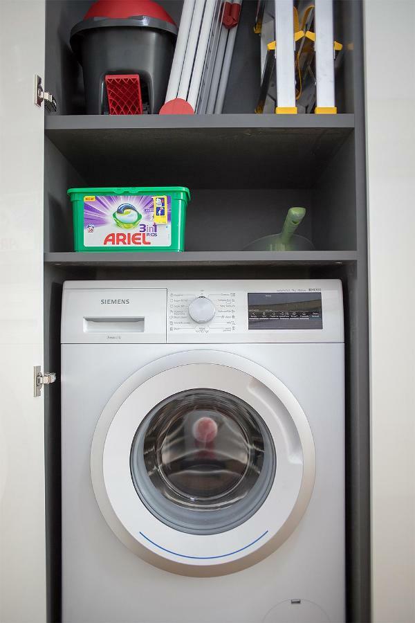 Apartment Near City Centre With Parking Place Praga Esterno foto